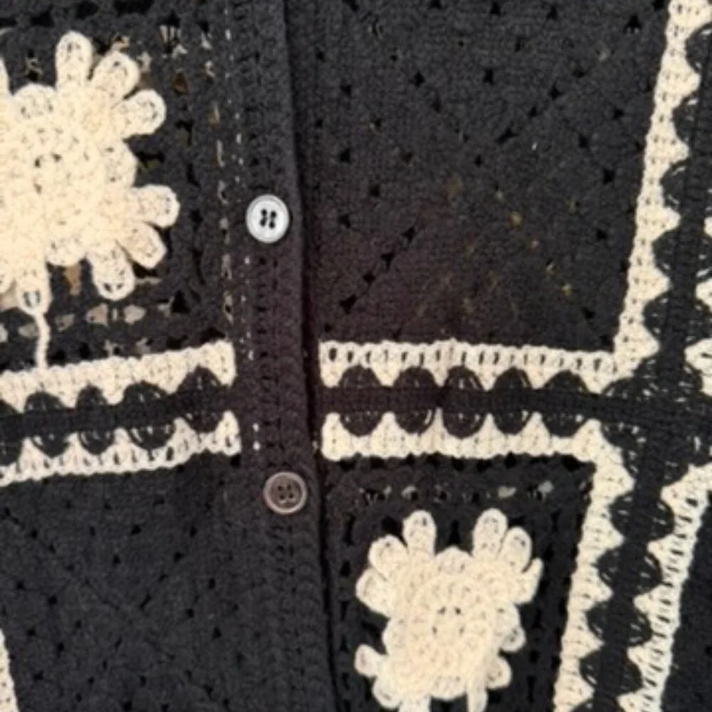POL GRANNY SQUARE BUTTON FRONT OVERSIZED SHIRT CARDIGAN - Picture 8 of 9